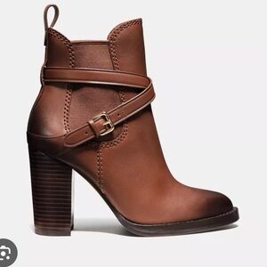 Coach Brown Leather Boots Stacked Heel in style Jackson Sz8 Excellent Condition